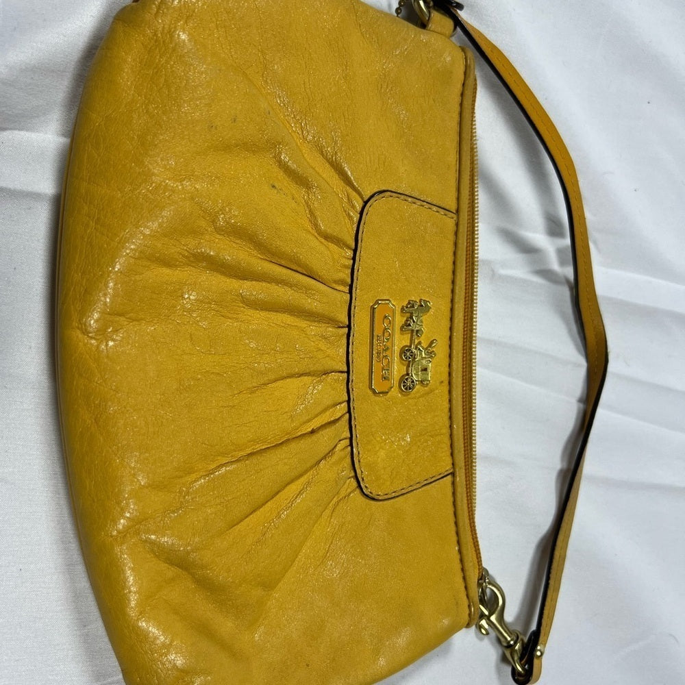 Coach Yellow Leather Clutch with Detachable Strap - Date Night - Leather