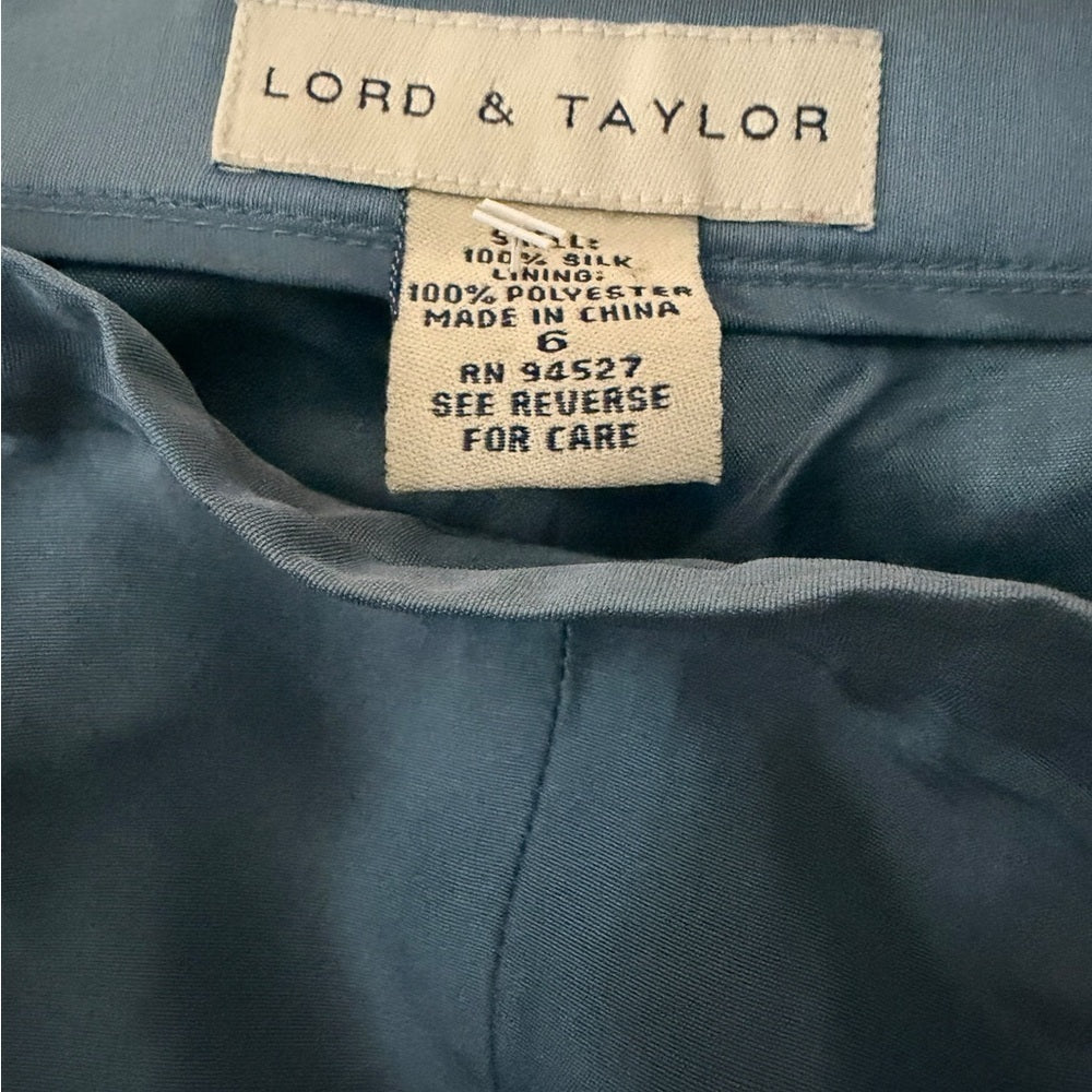 Lord & Taylor Sky Blue Women's Pantsuit - Silk - Workwear - Size 6