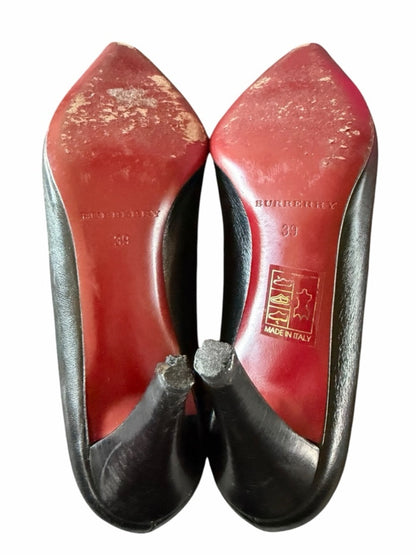 Burberry Black Leather Pointed with Beige Nova Check - Size 8.5 / 39