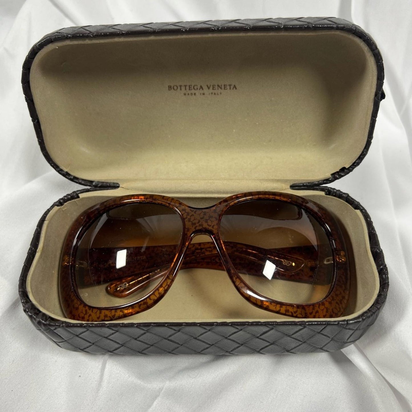 Bottega Veneta Brown Cat-Eye Sunglasses