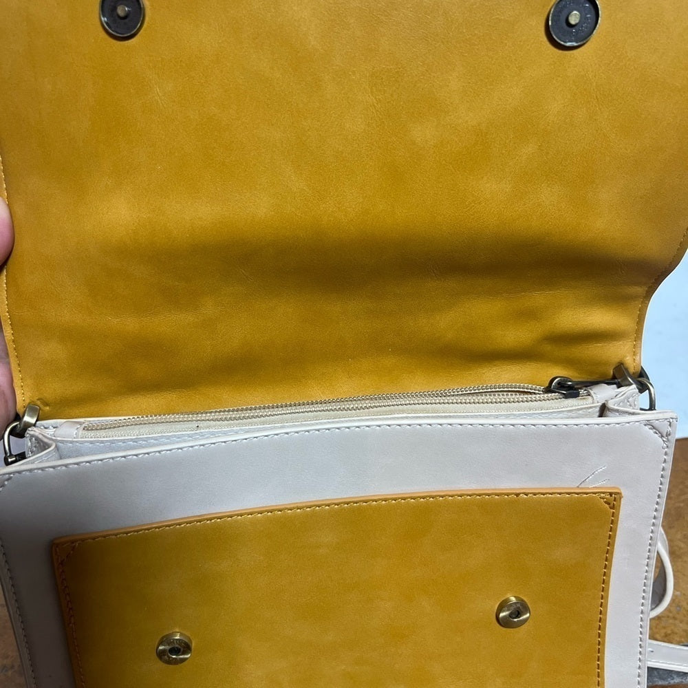 Elegant Yellow and Cream Crossbody Bag