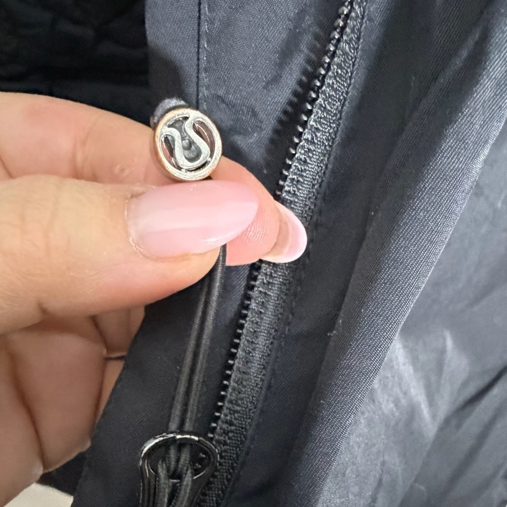 lululemon athletica Black Ski Jacket - Casual Streetwear - Winter - Size S