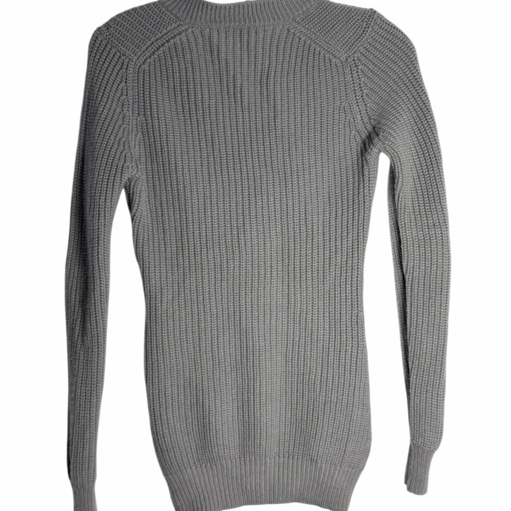 Ca va de Soi -  Women's V-Neck Sweater in Gray - Elevated Casual Wear - Size S