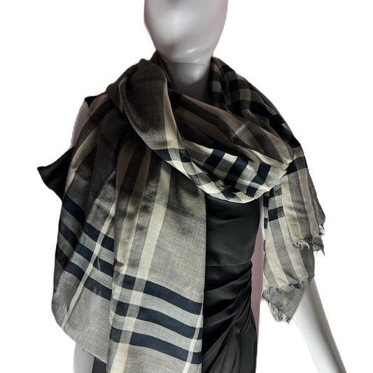 Burberry Black and Cream Checkered Scarf Luxurious Wrap