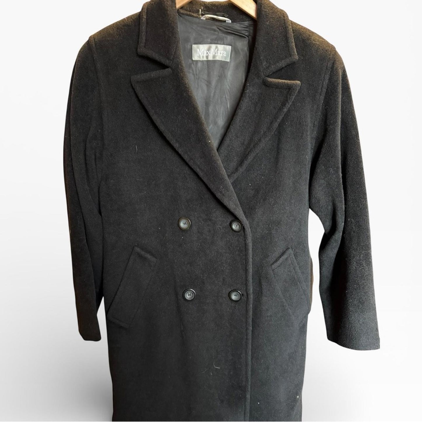 MaxMara Elegant Black Wool Coat