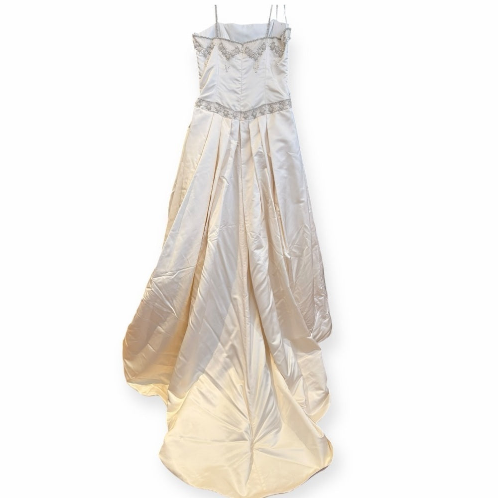 Stunning Cream Bridal Gown with Beaded Accents