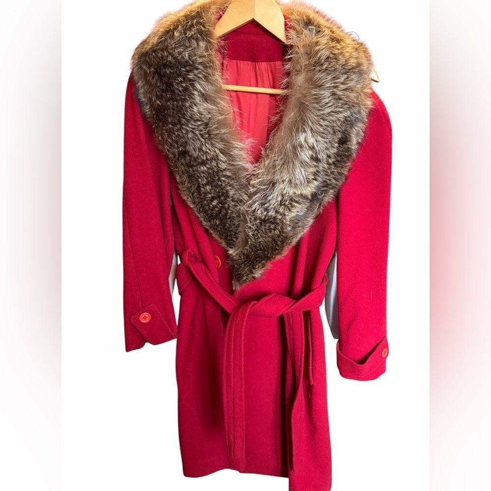 Unique Vintage Red Trench Coat with Fur Collar - Size Medium
