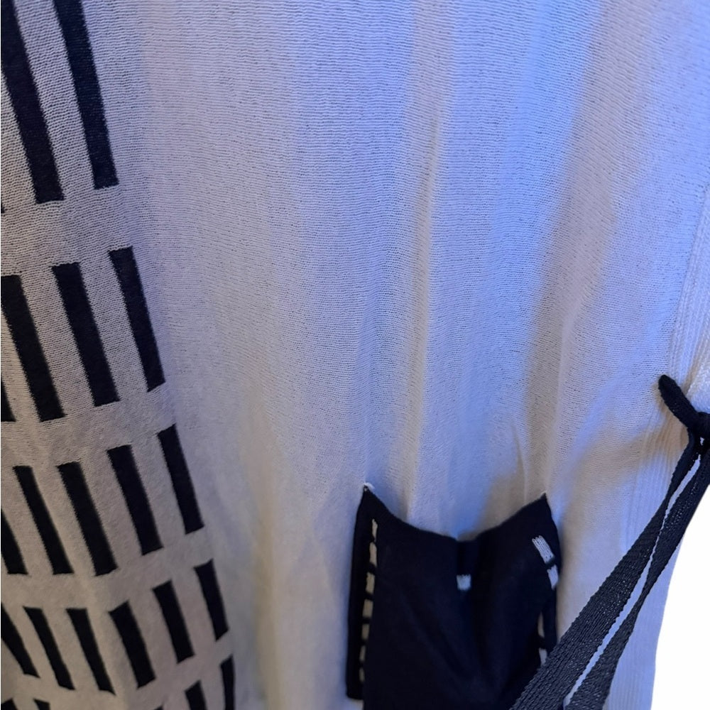 SPANNER Black and White Geometric Blouse - Office Wear - Size M