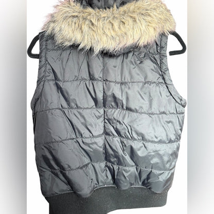 Denim&Co Black Puffer Vest with Faux Fur Trim - Casual Streetwear- Size L