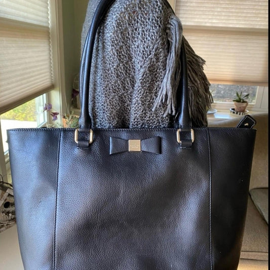 kate spade Black Shoulder Bag with Bow Detail and Structured Design
