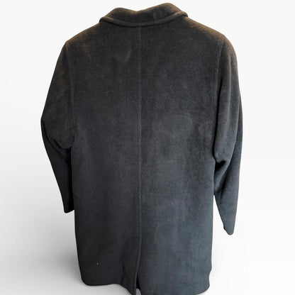 MaxMara Elegant Black Wool Coat